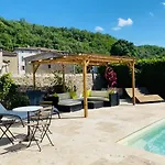 Aux Berges Du Libre