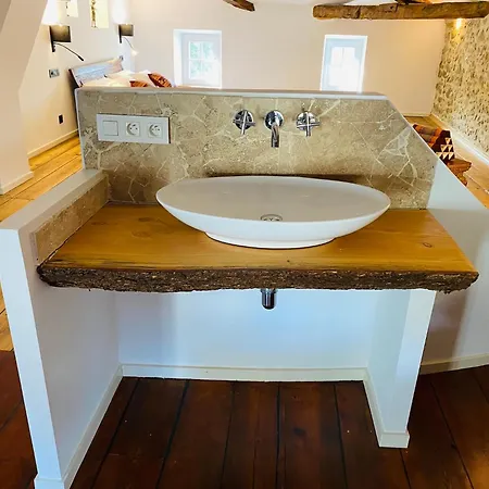Aux Berges Du Libre Bed & Breakfast Felines-Termenes