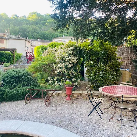 Aux Berges Du Libre 4*